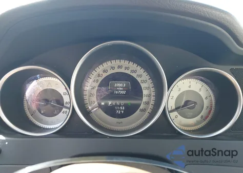 2013 Mercedes-Benz C 300 Sport 4Matic z USA, uszkodzony, nr VIN WDDGF8AB6DR278419